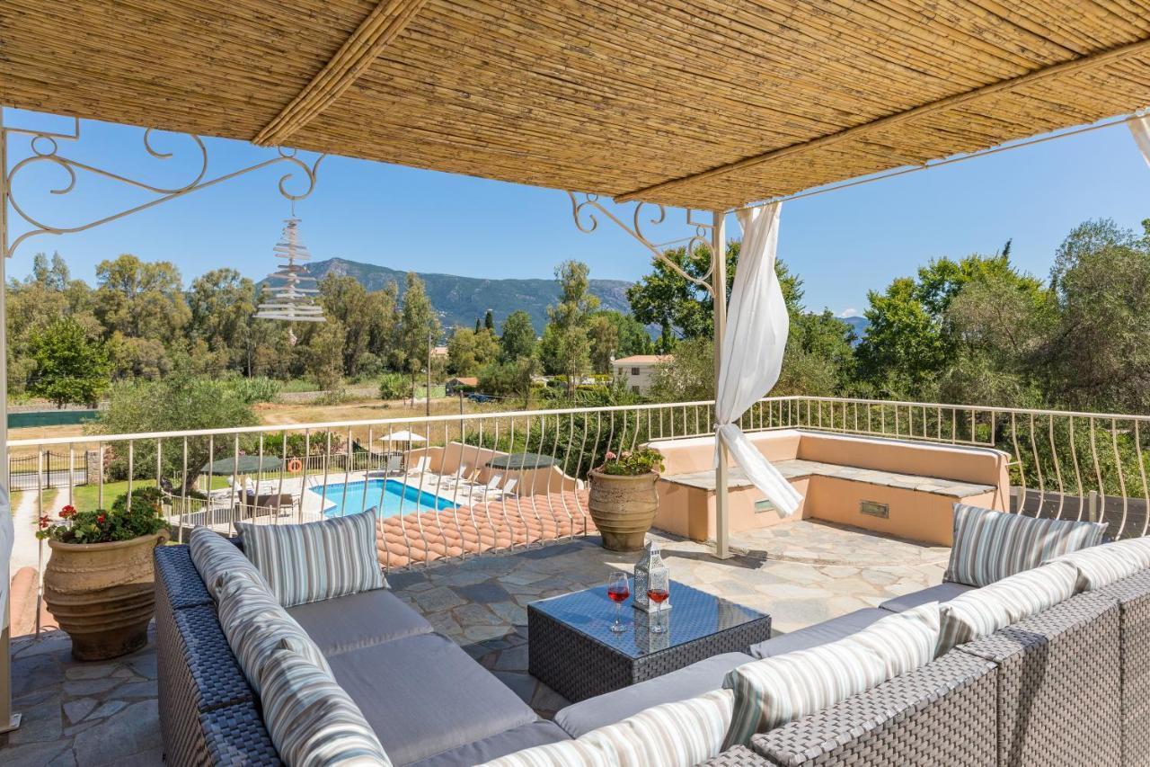 Villa St Nicholas House With Private Heated Pool ダシア エクステリア 写真
