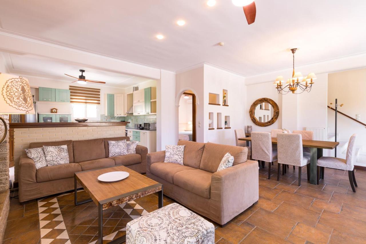 Villa St Nicholas House With Private Heated Pool ダシア エクステリア 写真