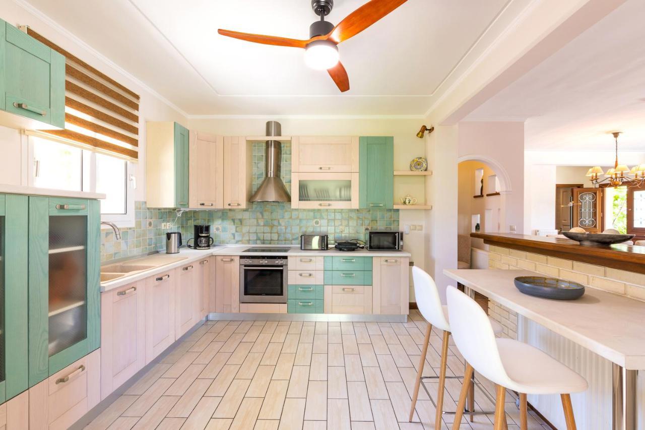 Villa St Nicholas House With Private Heated Pool ダシア エクステリア 写真